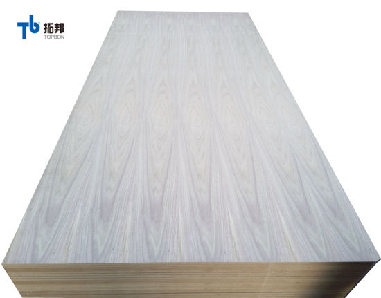 "Tablero de MDF laminado de chapa de nogal natural con alta calidad"