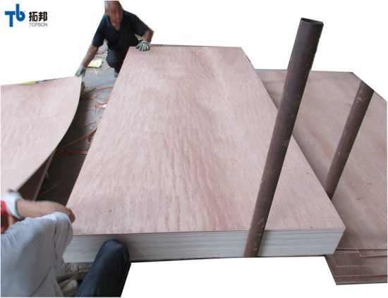 La piel de la puerta de madera contrachapada/madera contrachapada comercial con un espesor de 1,8 mm-28 mm