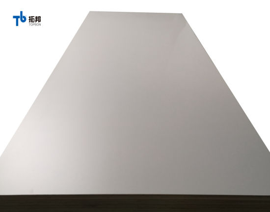Madera contrachapada laminada con papel de melamina prensado en caliente