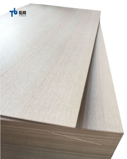 "Tablero de MDF laminado de chapa de nogal natural con alta calidad"