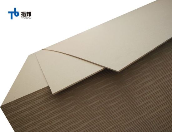 "Tablero de MDF liso de bajo precio para mercados extranjeros"