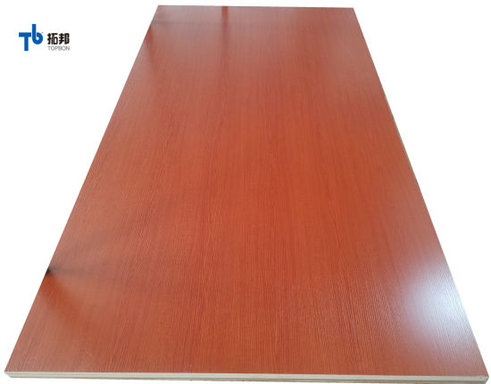 "Hoja de MDF laminado Tablero de MDF de 3 mm con alta calidad"